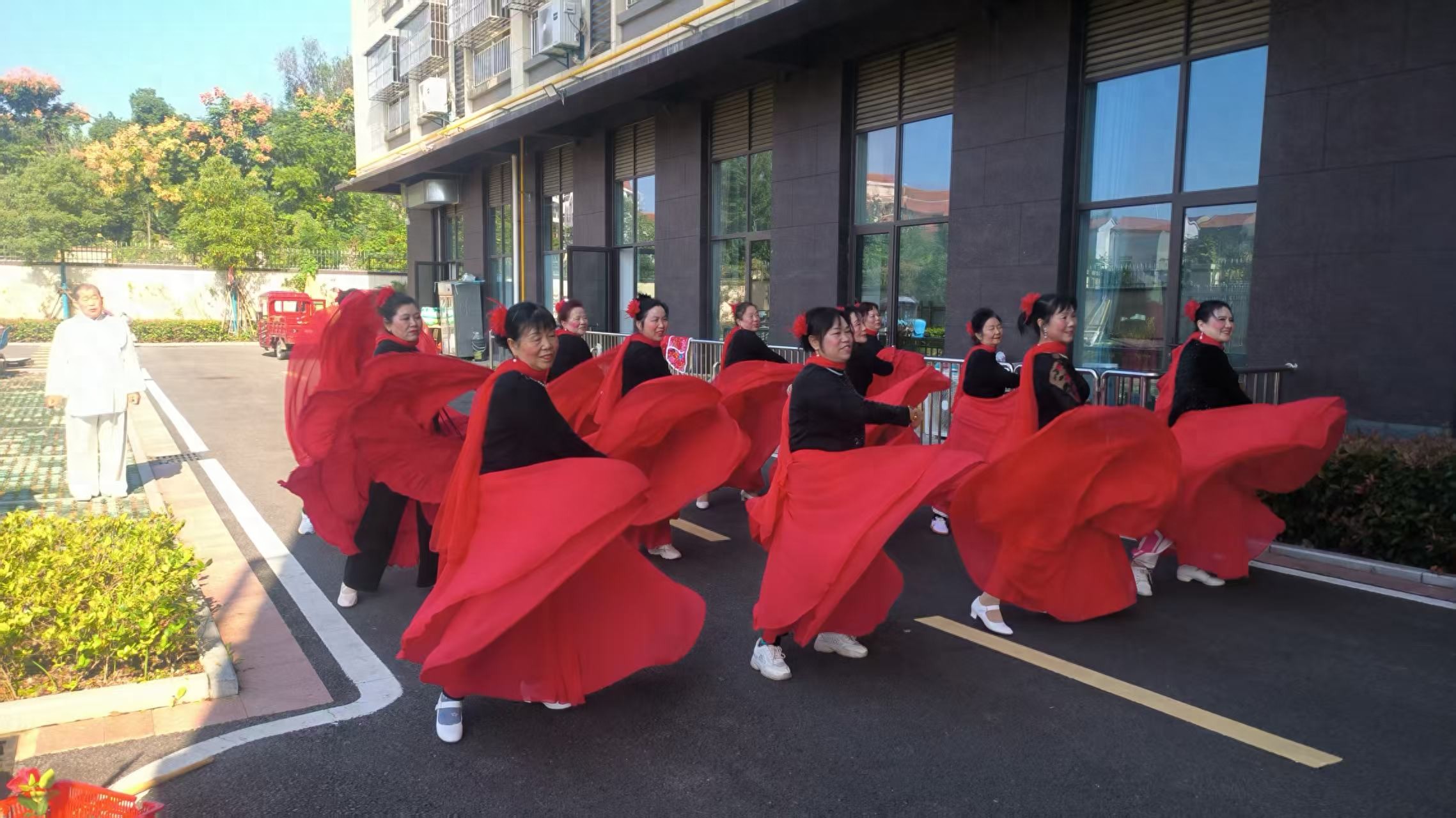 通达养老院2025年重阳节活动实景